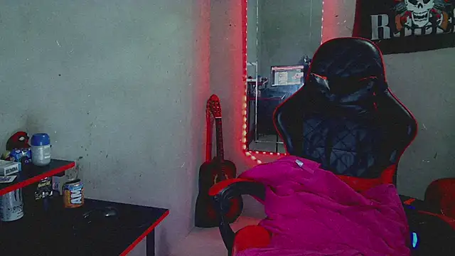 Онлайн чат XXX Atom_Hot