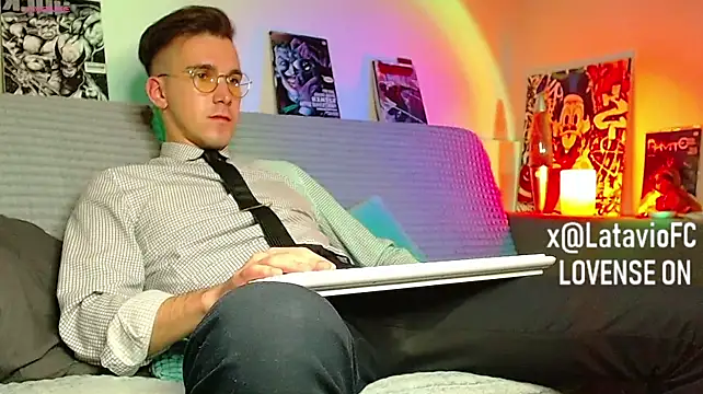 Midnighter_ Live XXX Chat