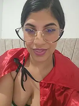 suzan_23 Adlı Modelin Canlı XXX Sohbeti