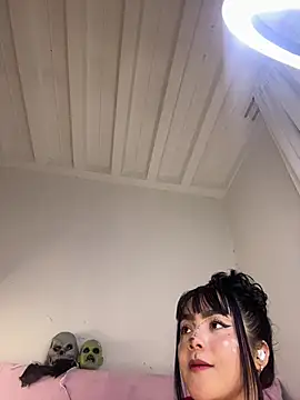 __itsbambi's Live XXX Chat