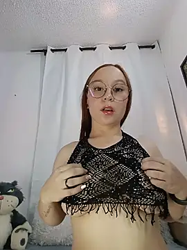 SammanthaGrey Adlı Modelin Canlı XXX Sohbeti