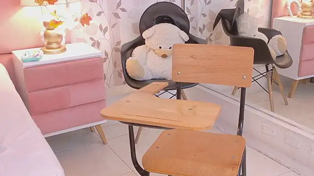XXX chat uživo modela MelaniaFoster