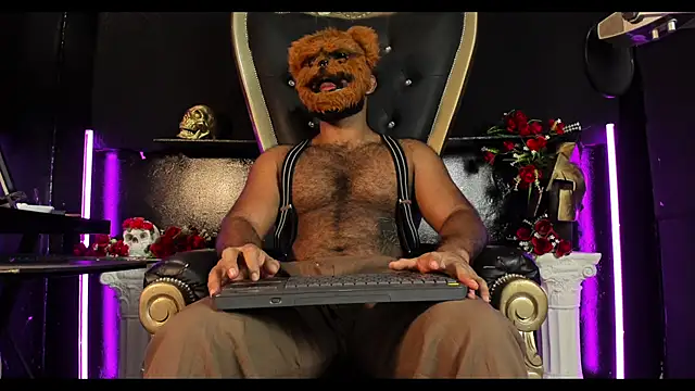แชท XXX สดของ BeardAndrew