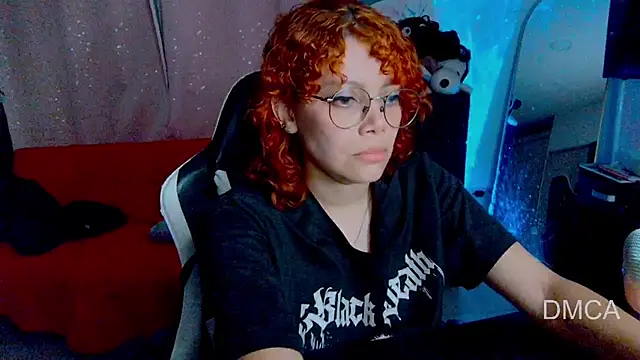 Drea_Foox Adlı Modelin Canlı XXX Sohbeti
