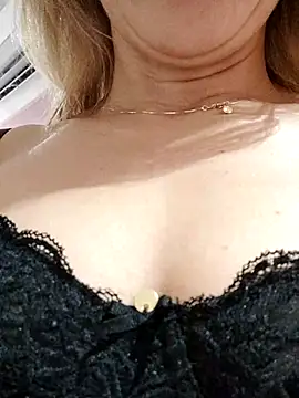 دردشة Barbara_Squirt_ الجنسية المباشرة