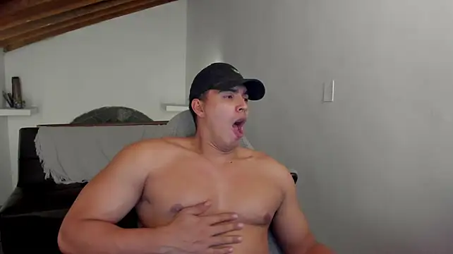 Chatroom XXX en direct de JamesGraay