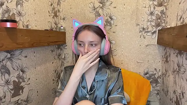 EmyMiu's Live XXX Chat