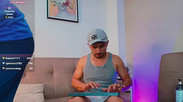 Chatroom XXX en direct de Valentiinoss