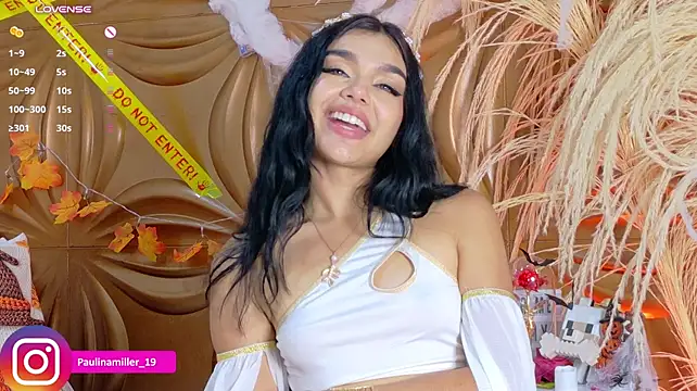 Paulinamillerr's Live XXX Chat