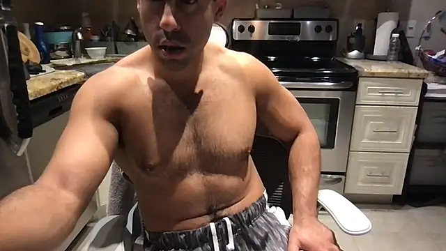 BigGuyMuscle Chat XXX live