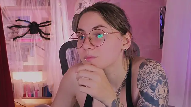 Chatroom XXX en direct de _AnnaStark_