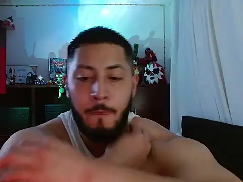 Spilios_low Live XXX-chat