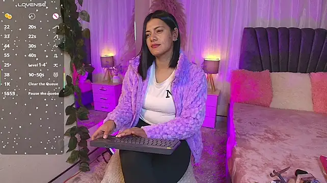 แชท XXX สดของ miaoconell