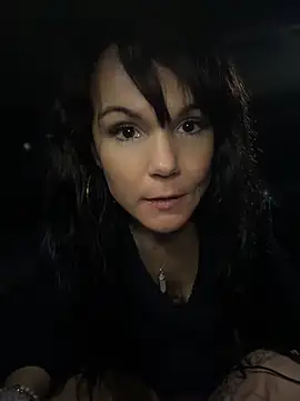 BaileyMFox élő XXX-chatje
