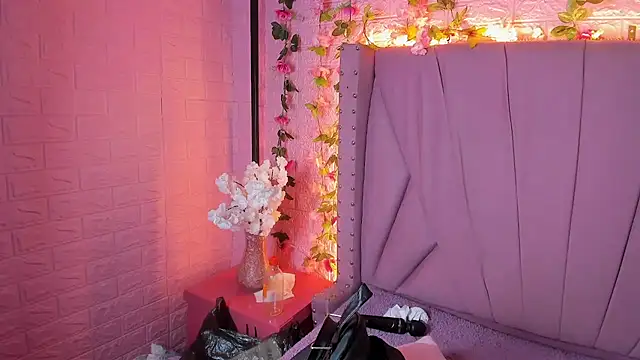Cocoo_Nuth's Live XXX Chat