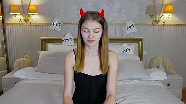 BellaClife's Live XXX Chat