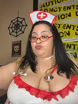 Tillymarie Adlı Modelin Canlı XXX Sohbeti