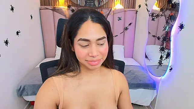 TifanyWest 现场XXX聊天