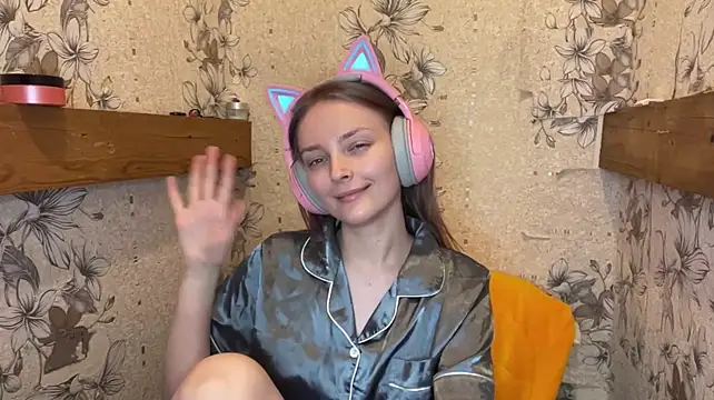 XXX chat uživo modela EmyMiu