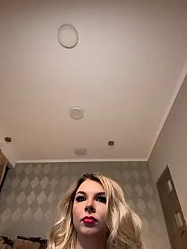 KimmBliss Adlı Modelin Canlı XXX Sohbeti