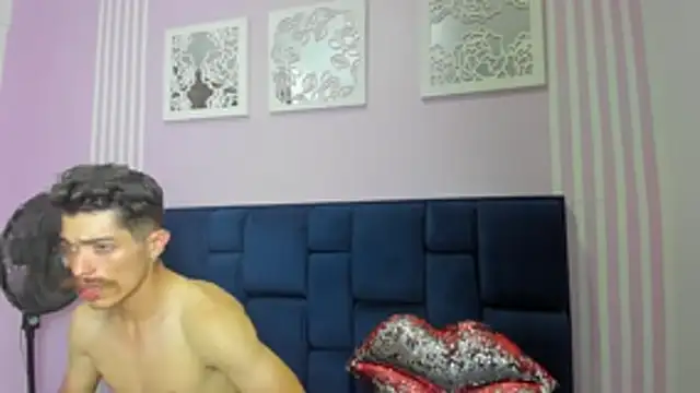 Chat XXX en directo de taylor_Stele