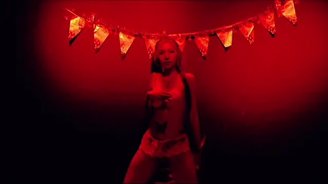 Moon-Velvet: απευθείας συνομιλία ΧΧΧ