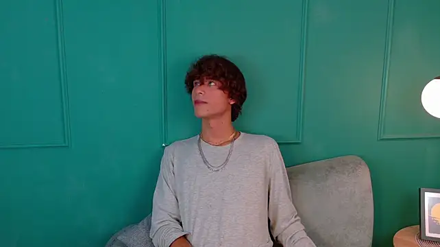 derek_blake Adlı Modelin Canlı XXX Sohbeti