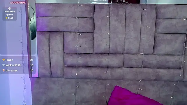 Živý XXX chat raven_kali