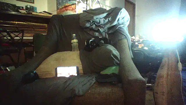 Fuckboyguyman webkamerás műsora