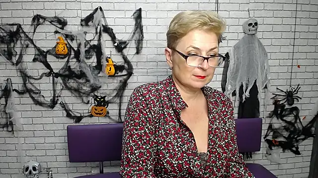 Chat XXX en directo de EmiliaGree