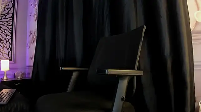 Czat XXX na żywo – adrian_black86306