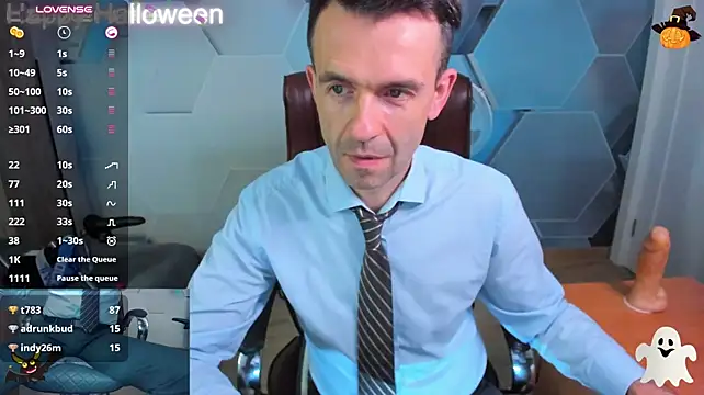 SteveTiger élő XXX-chatje