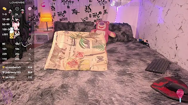 gigi_zahir Chat XXX live