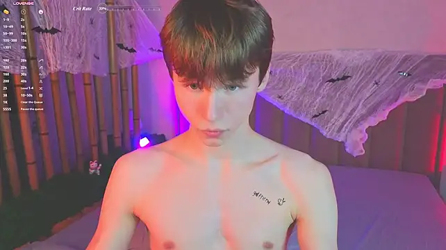 צ'אט XXX בשידור חי של cuMte_boy