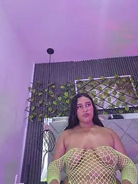 Sara_Chanel_ live XXX chat