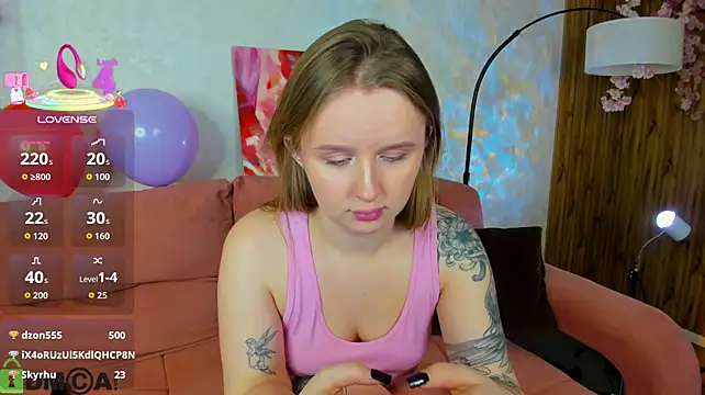 Rina_Panic Chat XXX in diretta