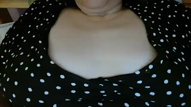 Lucinka1 – Naživo XXX chat