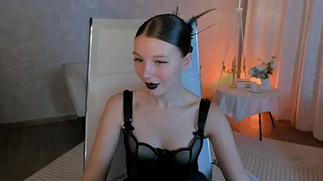 Elli_Frankenweenie Chat XXX in diretta