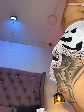 XXX chat uživo modela Angel1__