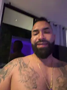 XXX chat uživo modela Max-prada