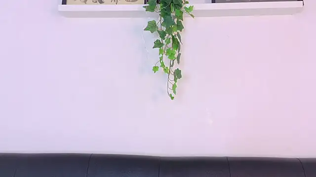 XXX chat uživo modela TylerWest_