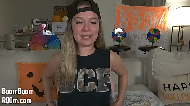 Chat XXX en directo de boomboomr00m