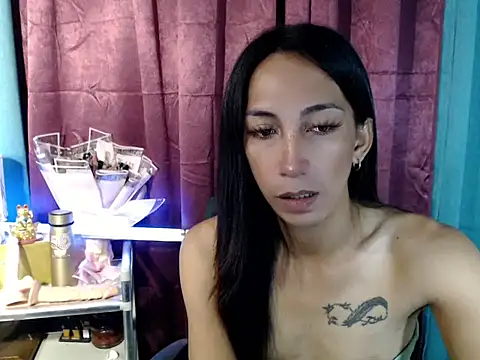 Worshipmycockx_21 Adlı Modelin Canlı XXX Sohbeti