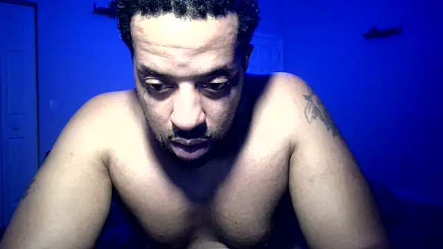 Coco-licious69 élő XXX-chatje