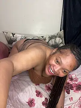 Chat XXX en directo de candy-95