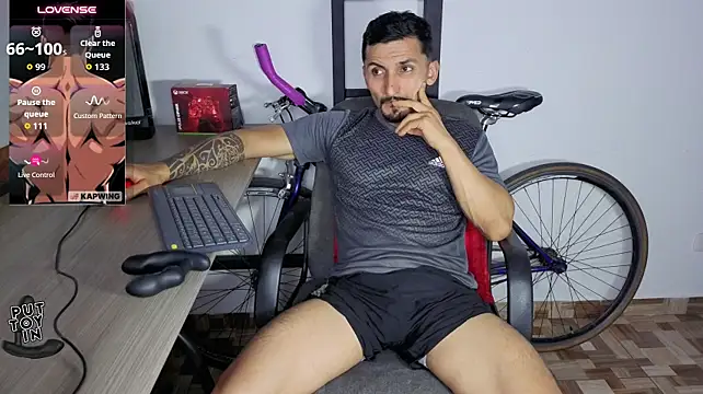 Chatroom XXX en direct de Marck_Muscle