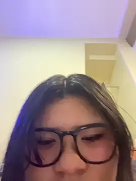 XXX chat uživo modela Cannella_0