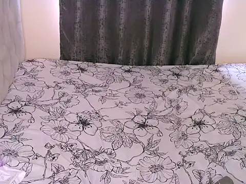 Bustycece Chat XXX live