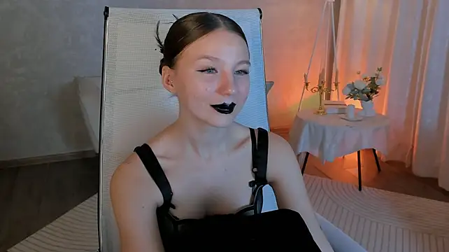 Elli_Frankenweenie's Live XXX Chat