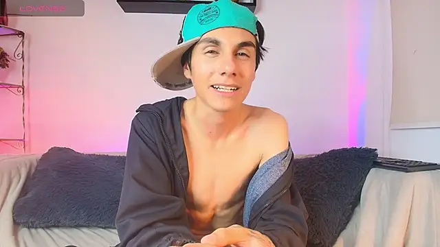 HarryLaurent18's Live XXX Chat